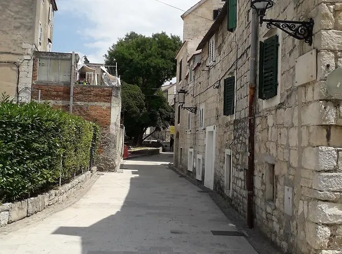 Rosse Appartamento Spalato