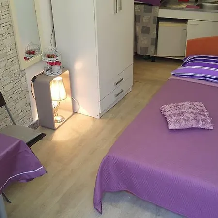 Rosse Apartman *